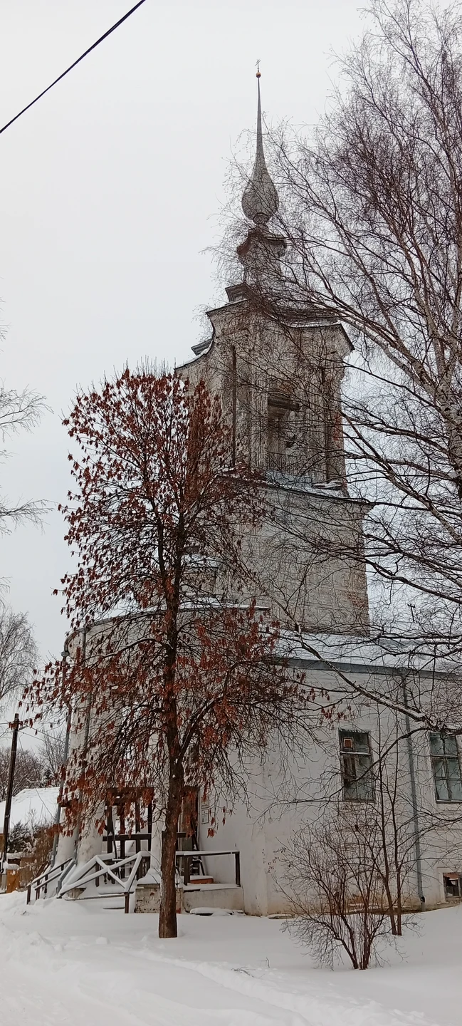 Прекрасная экскурсия и прекрасный экскурсовод. Провели, в том числе, по таким местам, которые бы сам и не нашёл бы