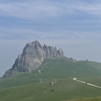Фото отзыва 7: экскурсия "Агатовые горы, скала Бешбармаг, розовое озеро Масазыр и мечеть Гейдара"