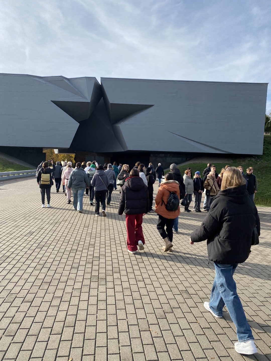 Нам все понравилось. Емко, содержательно для получения начальной информации