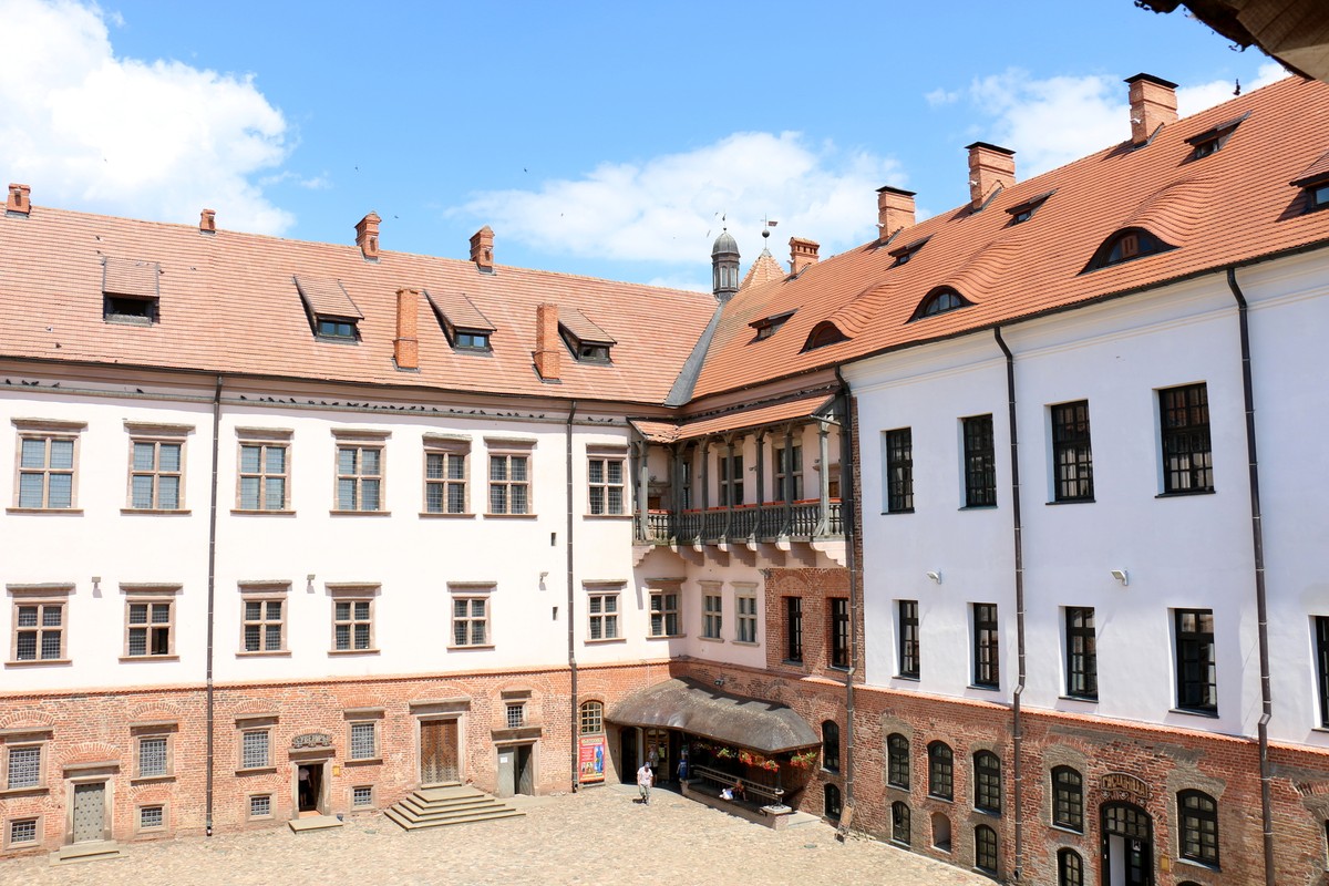 Замки Беларуси: Несвиж и Мир (4/6)