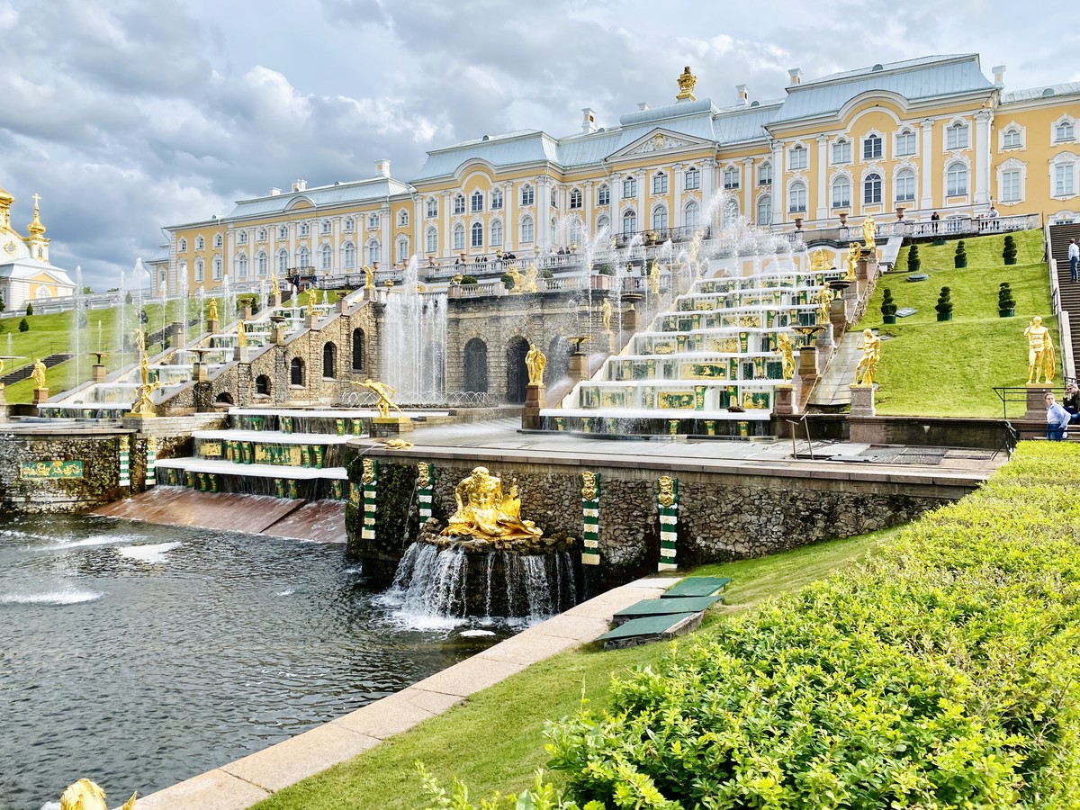 Экскурсия Петергоф, фонтаны Нижнего парка: автобусная экскурсия из Петербурга