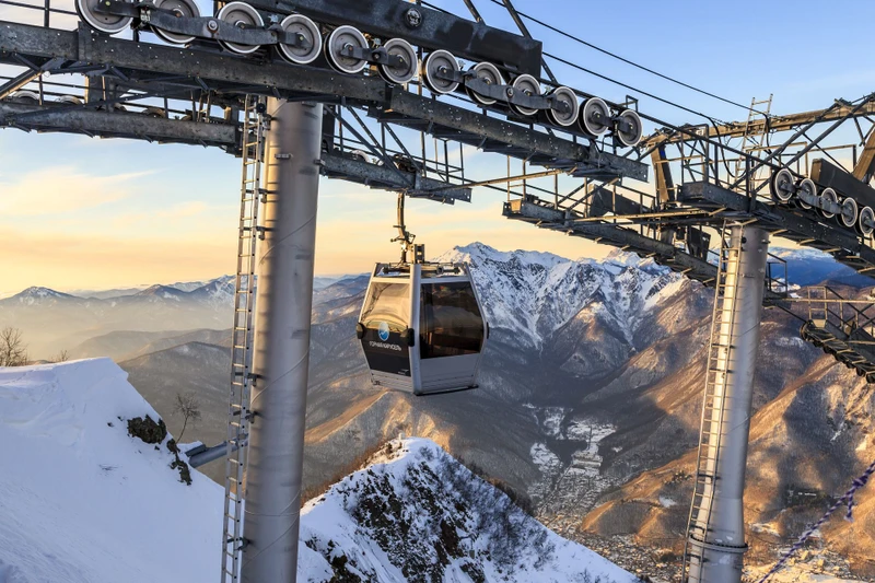 День в горах: из Адлера - в Красную Поляну и на Розу Хутор