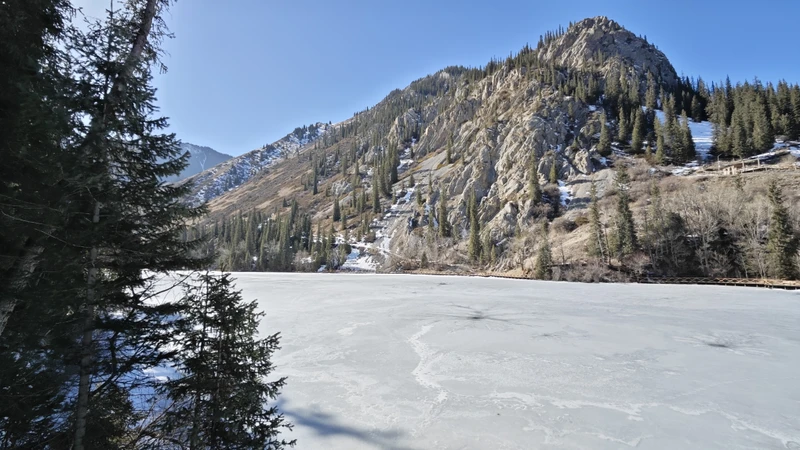 Грамотно спланирован маршрут: максимум видовых впечатлений с минимум людей вокруг, это важно - так как маршрут очень туристически популярен