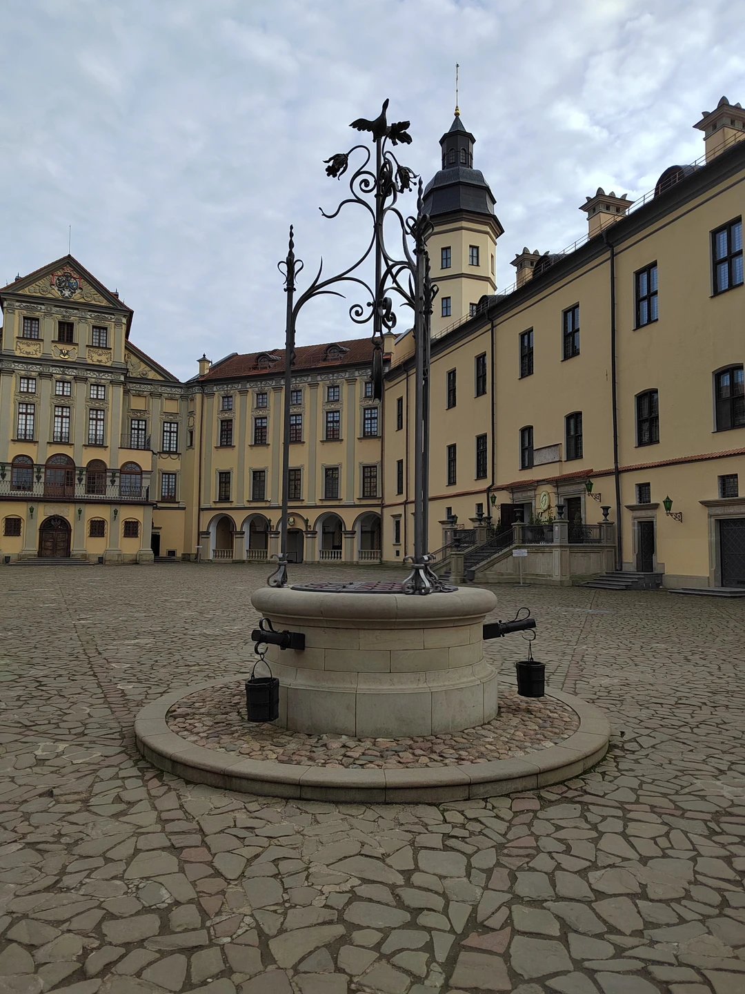 Групповая экскурсия в замки Мир и Несвиж (обед включен) (Наталья)
