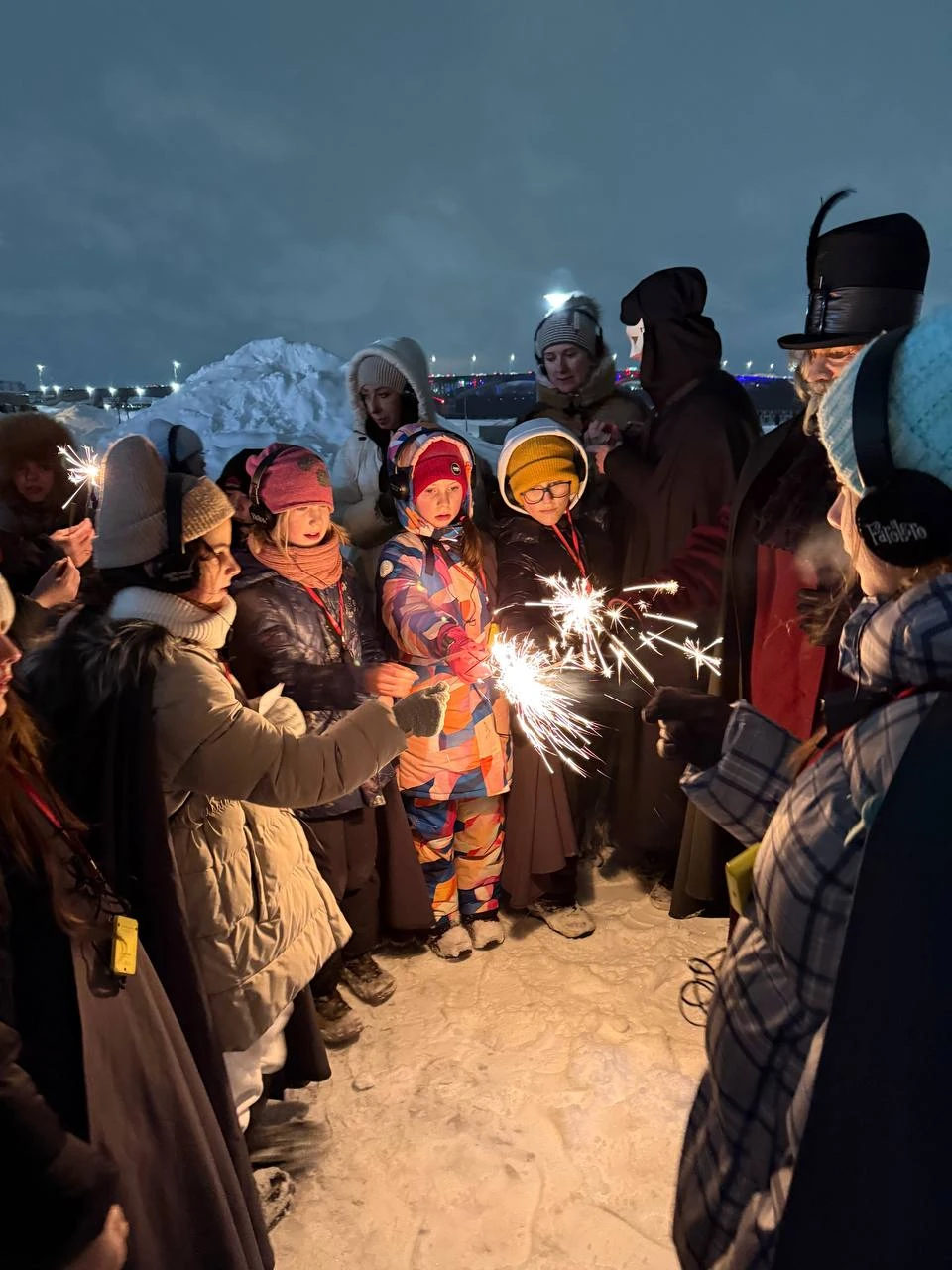 На театрализованный квест мы отправились большой детской группой! Мы очень рады, что выбрали такой формат для