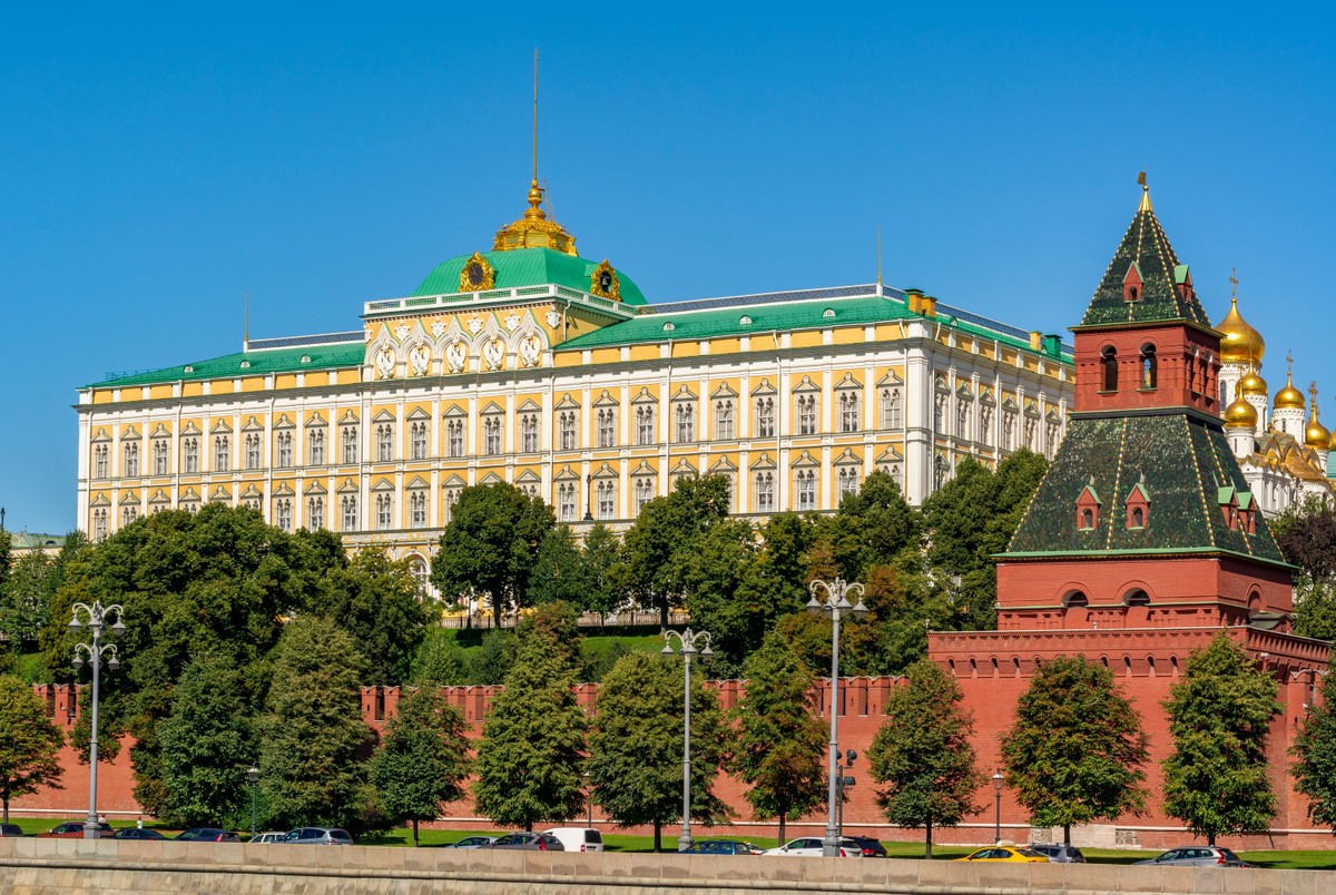 Фото Речная прогулка на теплоходе «Император» от причала «Воробьёвы горы»