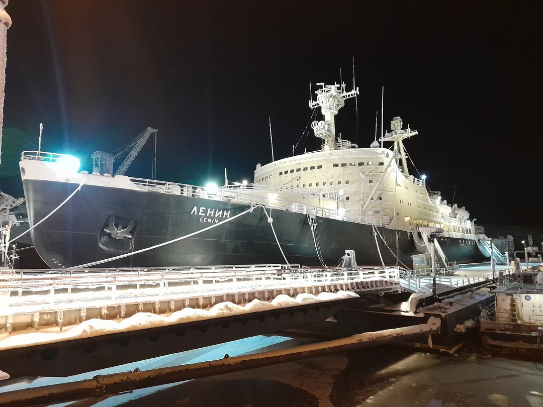 Побывали в замечательном городе Мурманске и посетили экскурсию с гидом Юлией! Сказать что мы остались довольны