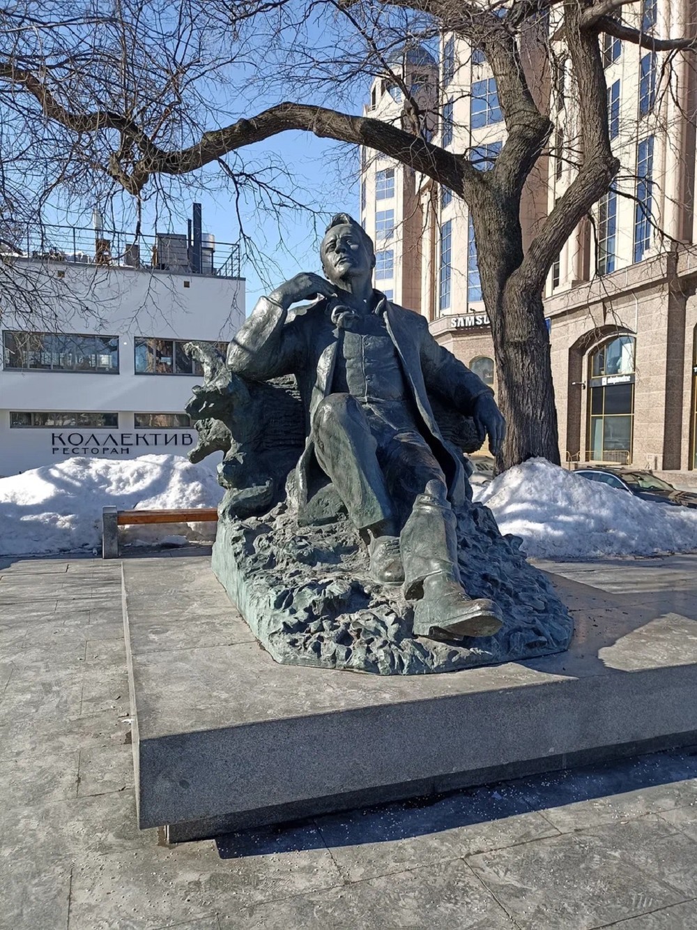 За каждым успешным мужчиной стоит великая женщина (7/18)