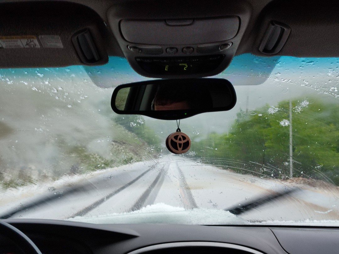 Путешествие на Домбай получилось шикарным во всех планах! Аслан - прекрасный позитивный гид👍🔥 рассказывал интересные истории,