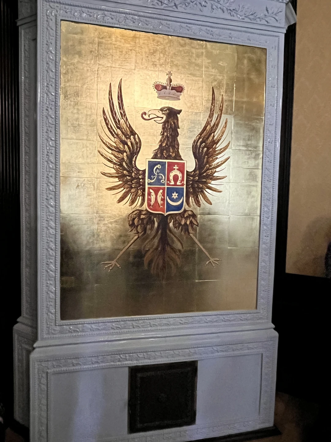 Прекрасно организованная экскурсия, гид очень замечательный, профессионал своего дела, скучать не дал. Узнали много нового и