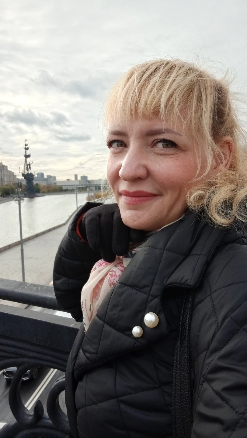 Три часа на автобусе - и вы знакомы с Москвой (Надежда)