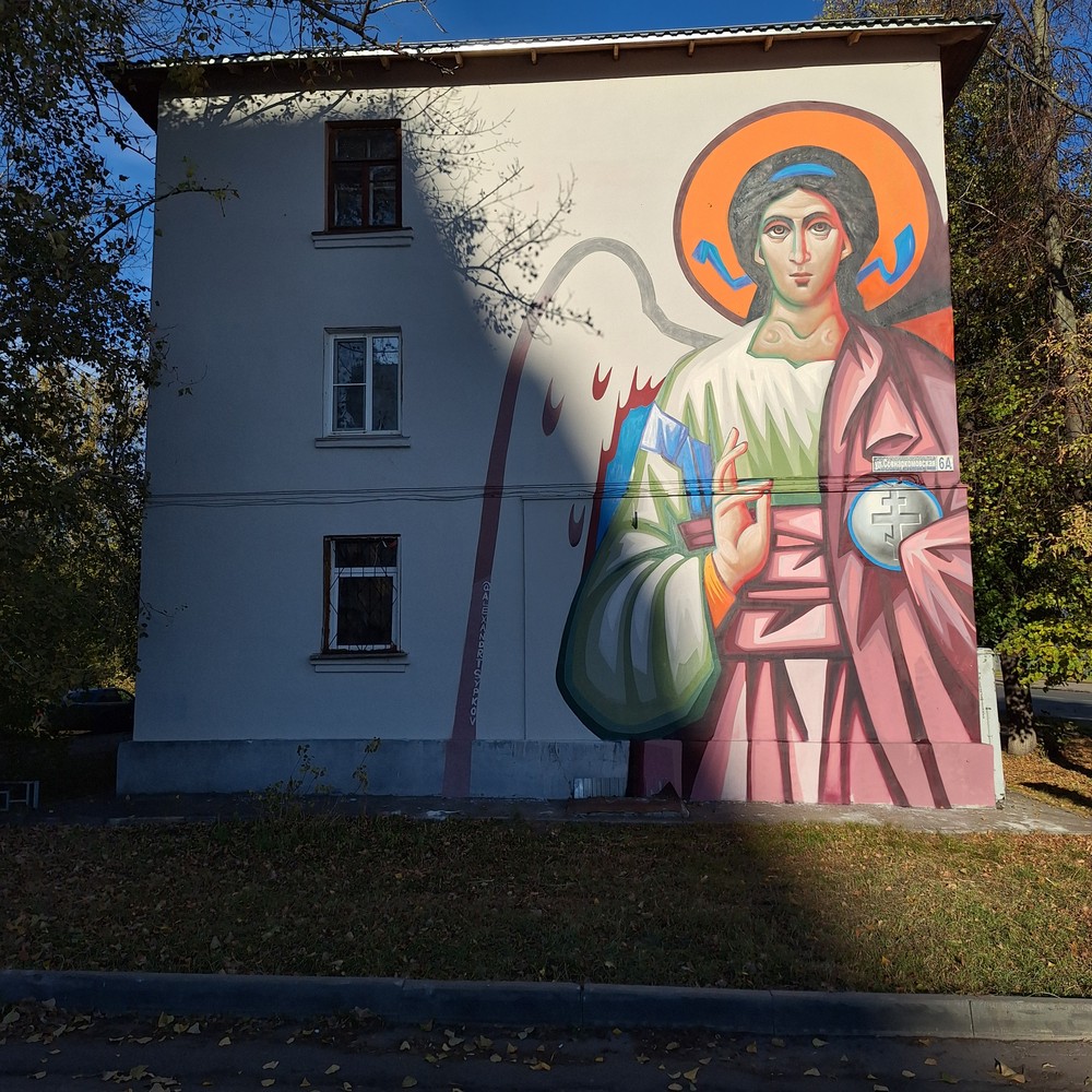 Фото Ярмарка контрастов в Нижнем Новгороде: две грани, два мира, две реки