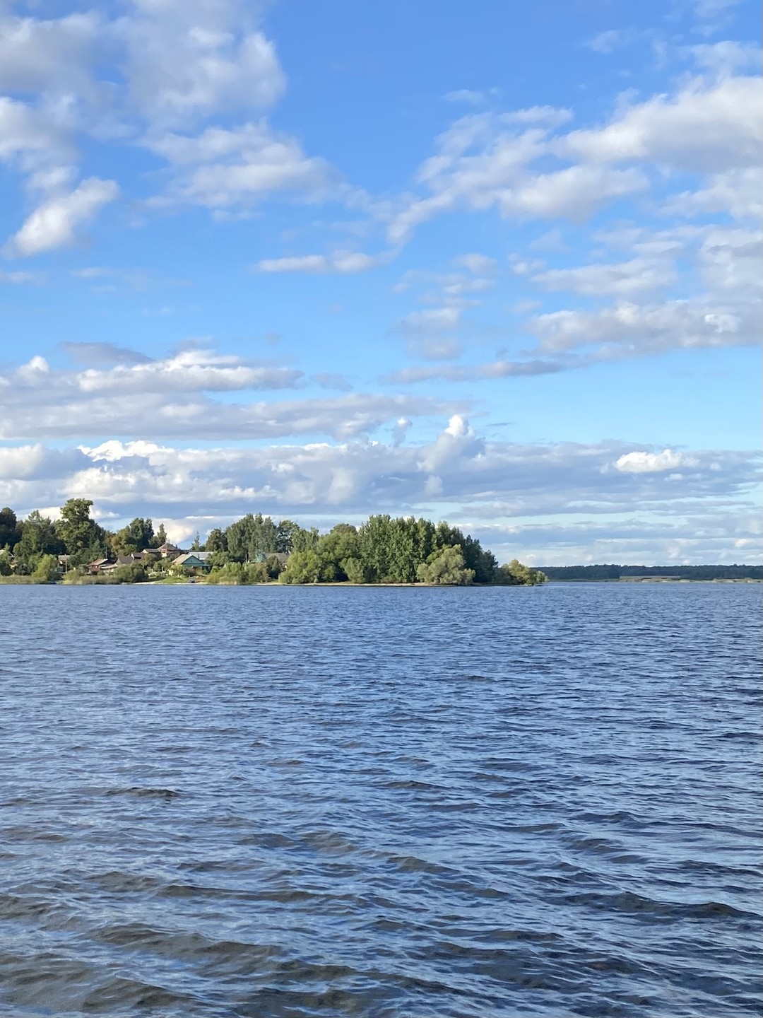 На яхте по Рыбинскому водохранилищу (Анна)