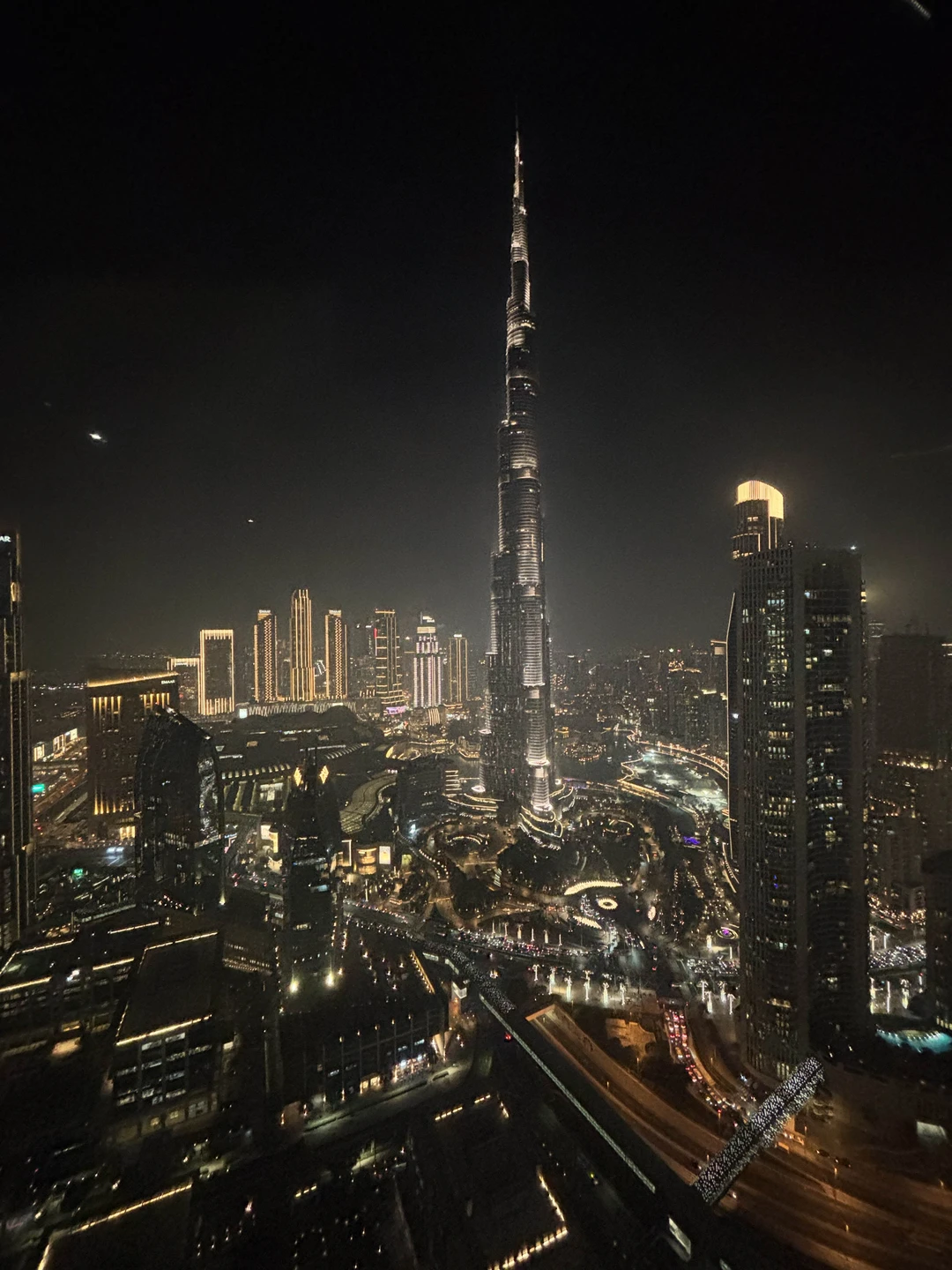 Супер экскурсия!! Забирают и привозят в отель. Занят целый день. За один день посмотрели все основные