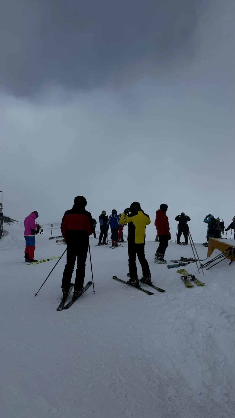 Эльбрус + озеро Гижгит + Поляна нарзанов из Кисловодска (игорь)