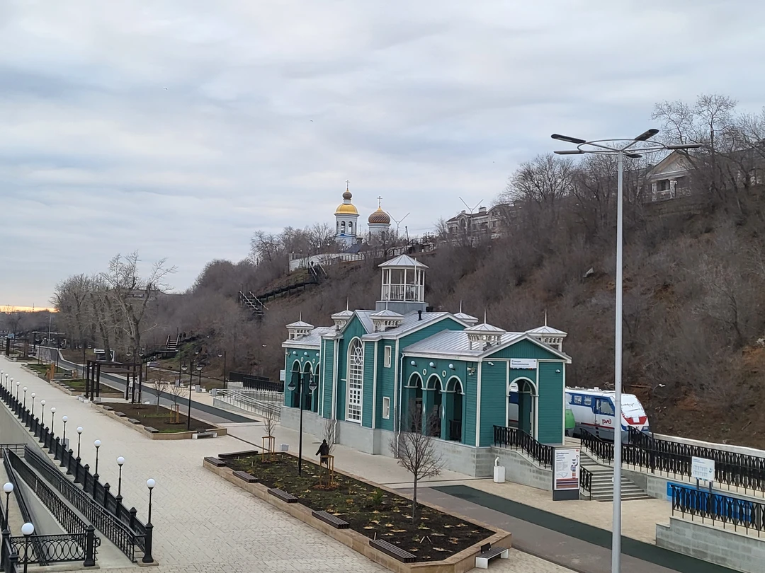 Огромная благодарность Людмиле! Я из Санкт-Петербурга, в первый раз в Оренбурге. Людмила смогла показать основные исторические