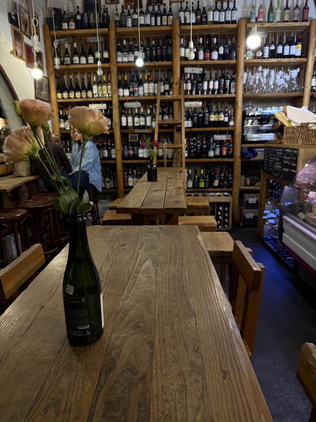 Если вам хочется прекрасно провести вечер и узнать много интересного про Ереван - смело бронируйте экскурсию