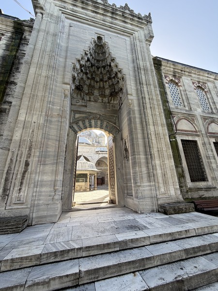 Все супер! Гуляли с Али из команды Бахтияра. В легкой форме рассказал очень много всего. На