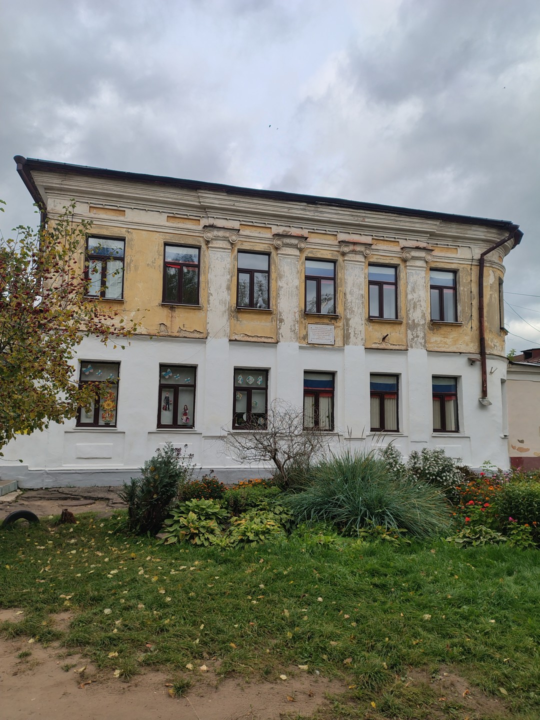Благодаря Владимиру состоялось знакомство с Шуей. Купеческое прошлое, советское наследие и сегодня этого приятного города открылось