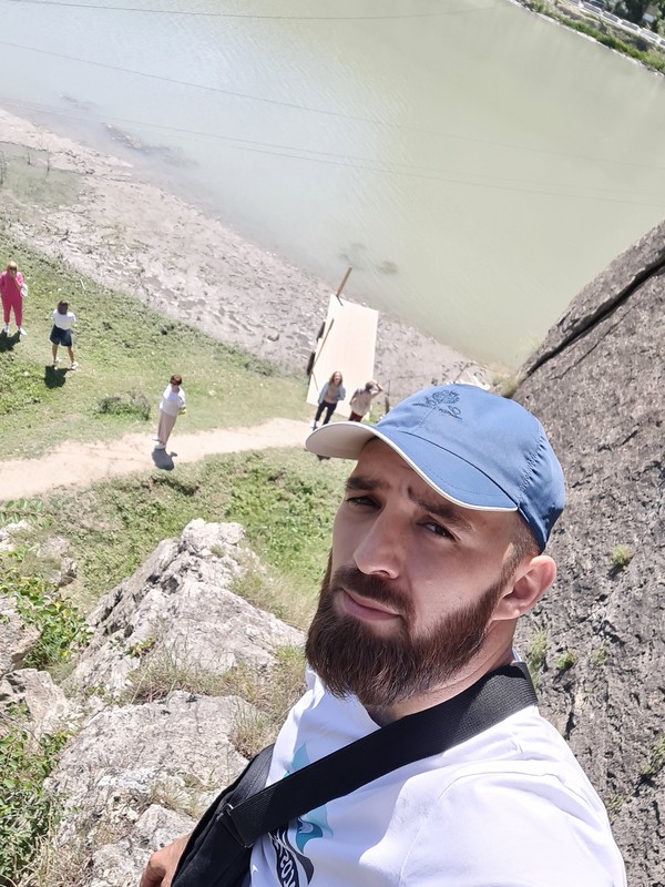 Виды В гости к аварцам: путешествие в аул-призрак Гамсутль