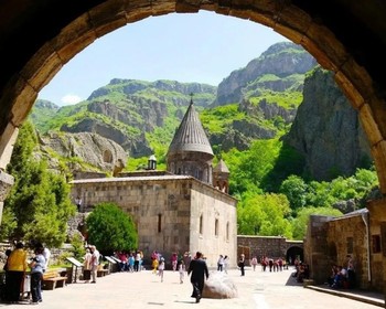 Гарни, «Симфония камней», Гегард