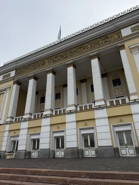 Большое спасибо Светлане. Экскурсия была интересная, отвечала на все интересующие вопросы. Что очень приятно, Светлана заботливо