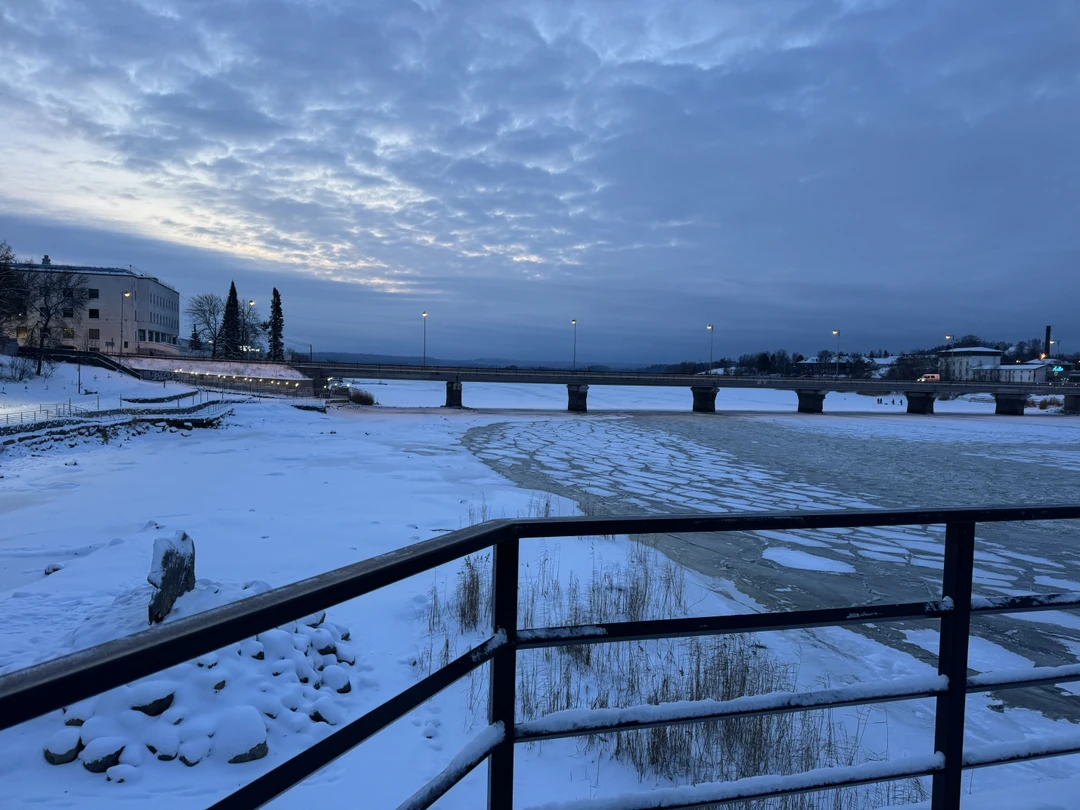 Тут нечего сказать, Людмила нашла свою фишку и она работает. Мы прочли отзывы про карельский наряд