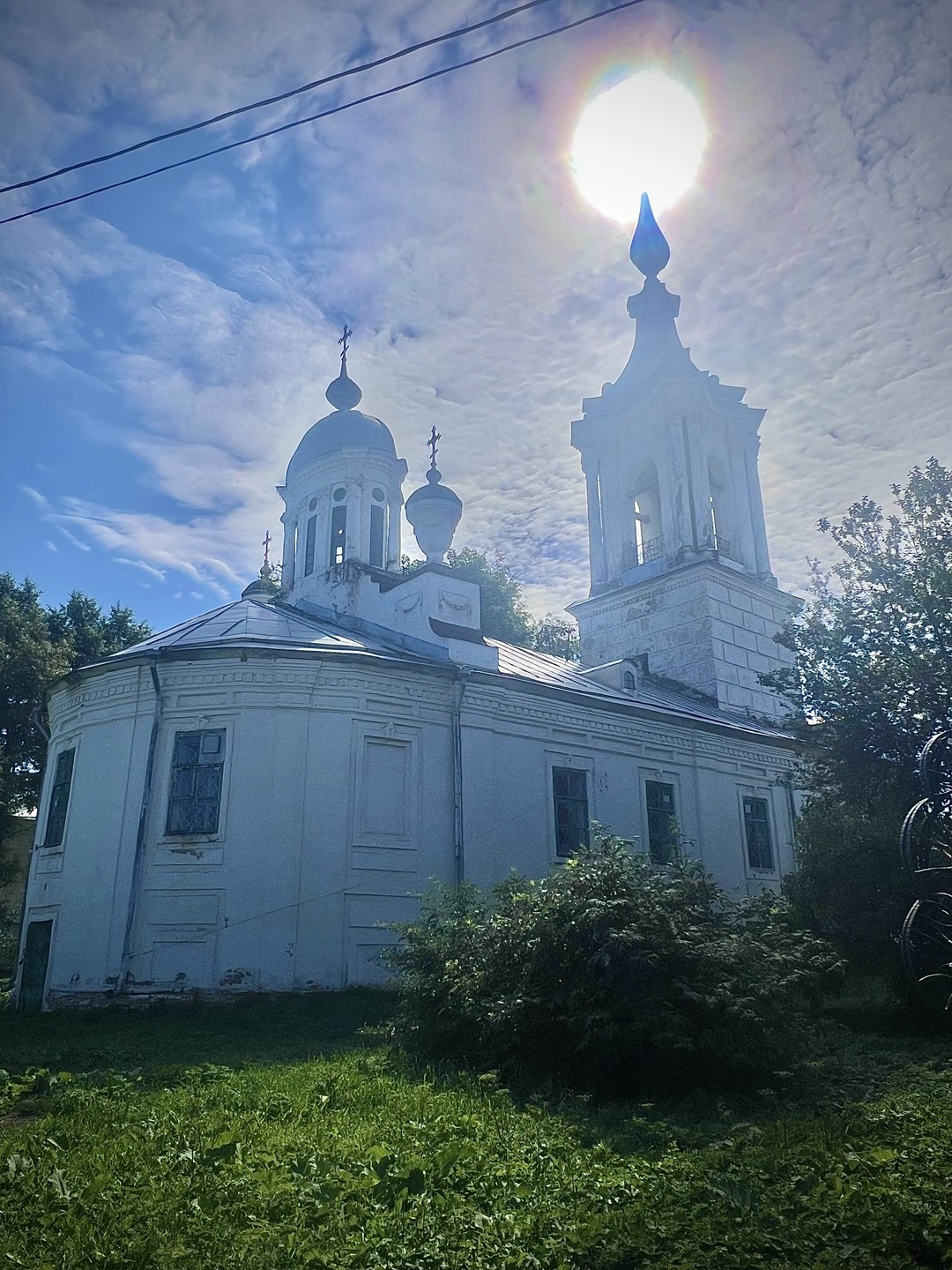 Побольше бы таких гидов! Человек не просто знает материал - он дышит и живет своим городом