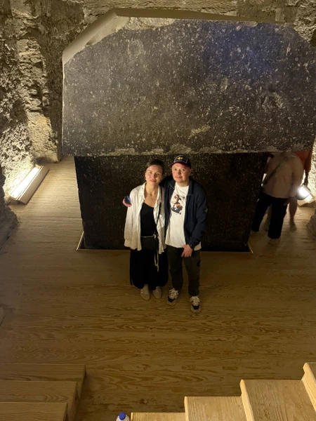 Махмуд провел для нас насыщенную программу с учетом наших пожеланий,после посещения достопримечательностей был вкусный ужин в аутентичном месте