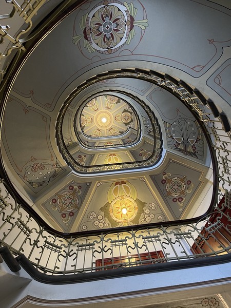 Александра потрясающий экскурсовод, один из лучших экскурсоводов к кому я обращался (экскурсии заказываем постоянно). Экскурсия была