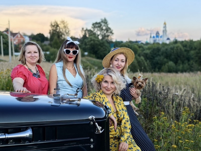 По Сергиеву Посаду на ретроавтомобиле. Обзорная экскурсия «Запад»