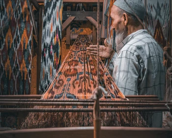 Экскурсия по Ташкенту: Хаст-Имам, хранитель росписи иката и Центр плова