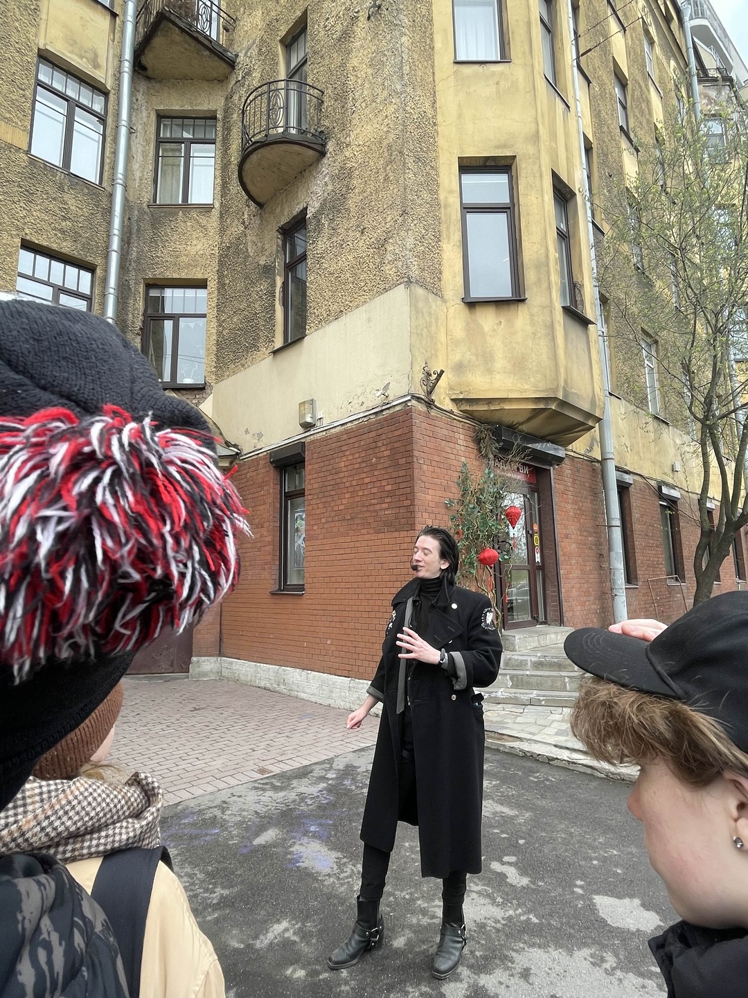 Лабиринты дворов и парадных Петроградской стороны (Ольга)