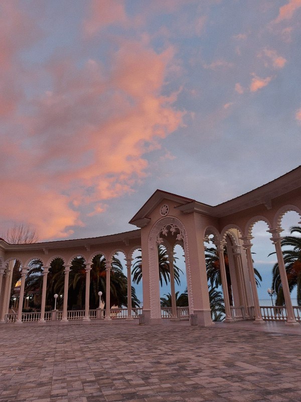 Гагра, Рица, Новый Афон и мандариновый сад: групповая поездка из Адлера