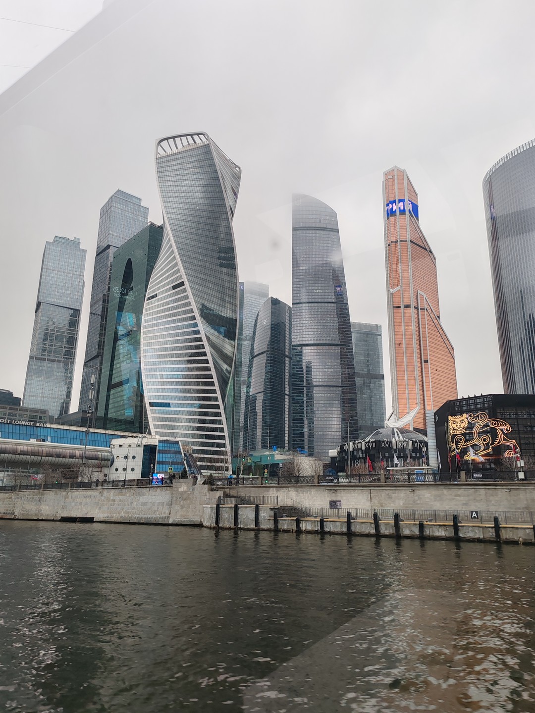 Покажу Москву будущего на электросудне и пешком (круглый год) (Виктория)