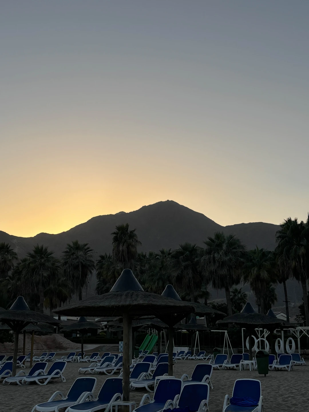 Прекрасный день с великолепными видами, чистейшим пляжем и кристально чистым Индийским океаном😍 Весь день прошел на