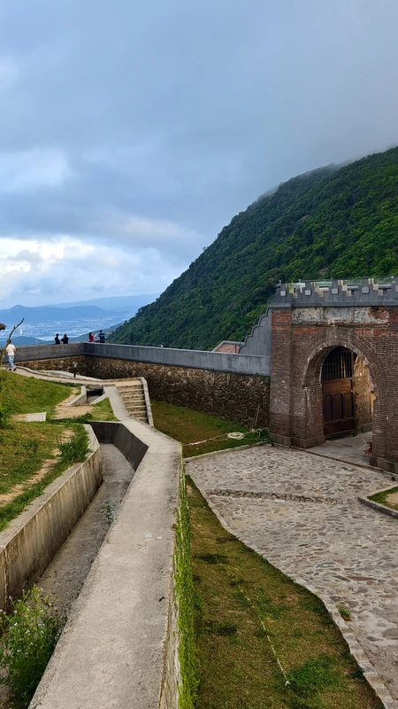 Перевал Hai Van Pass - на мотоцикле или авто