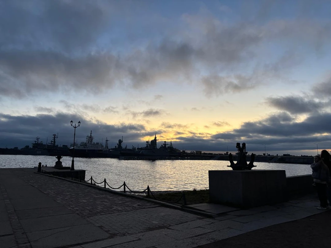 Замечательная и очень интересная экскурсия! Эльдар очень интересный рассказчик, обладает глубокими знаниями в разных областях. Понравилось