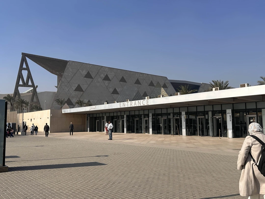 Отличная экскурсия. Мохаммед по нашей просьбе заменил пару локаций, тк накануне уже успели их посмотреть. Как