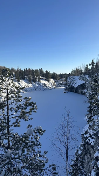 Все прошло очень хорошо, экскурсия насыщенная, дорога долгая, но это того стоит. Обязательно вернусь еще в теплый период. Спасибо!