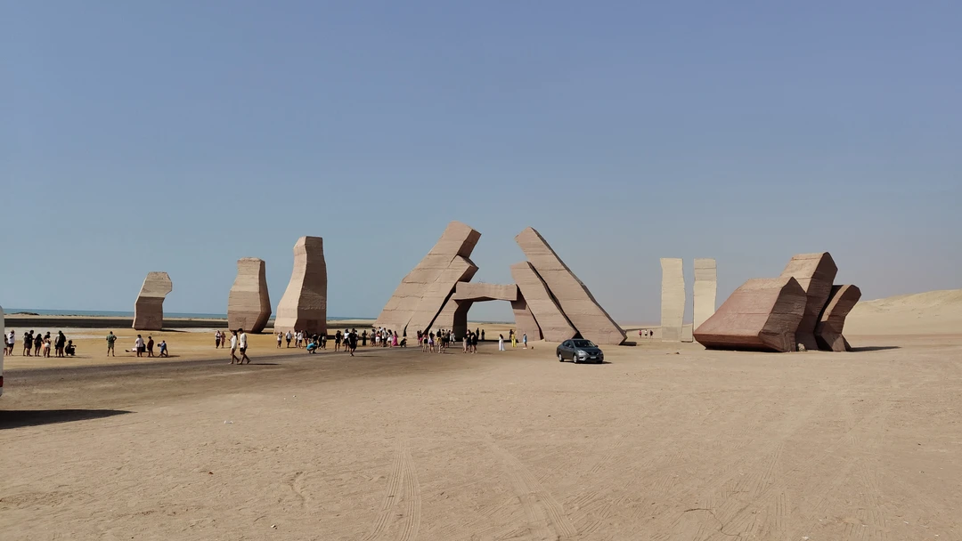 Всё вовремя, экскурсия неплохая, выбирали исходя из продолжительности. Поплавали, посмотрели рыбок