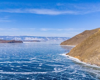 Знакомство с местными традициями и кухней в этнопарке и первая встреча с Байкалом