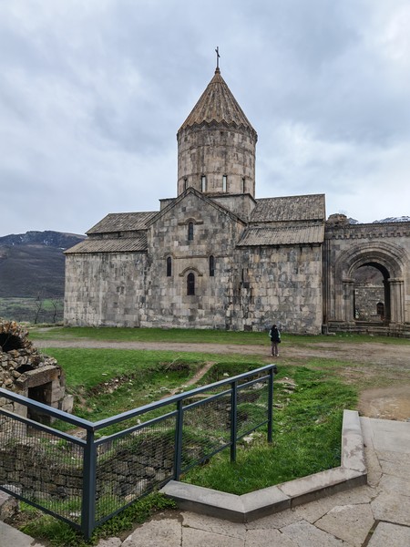 Отличная экскурсия, у нас был гид Геворг, очень интересно проводит экскурсию. Единственный минус -начало экскурсии, в