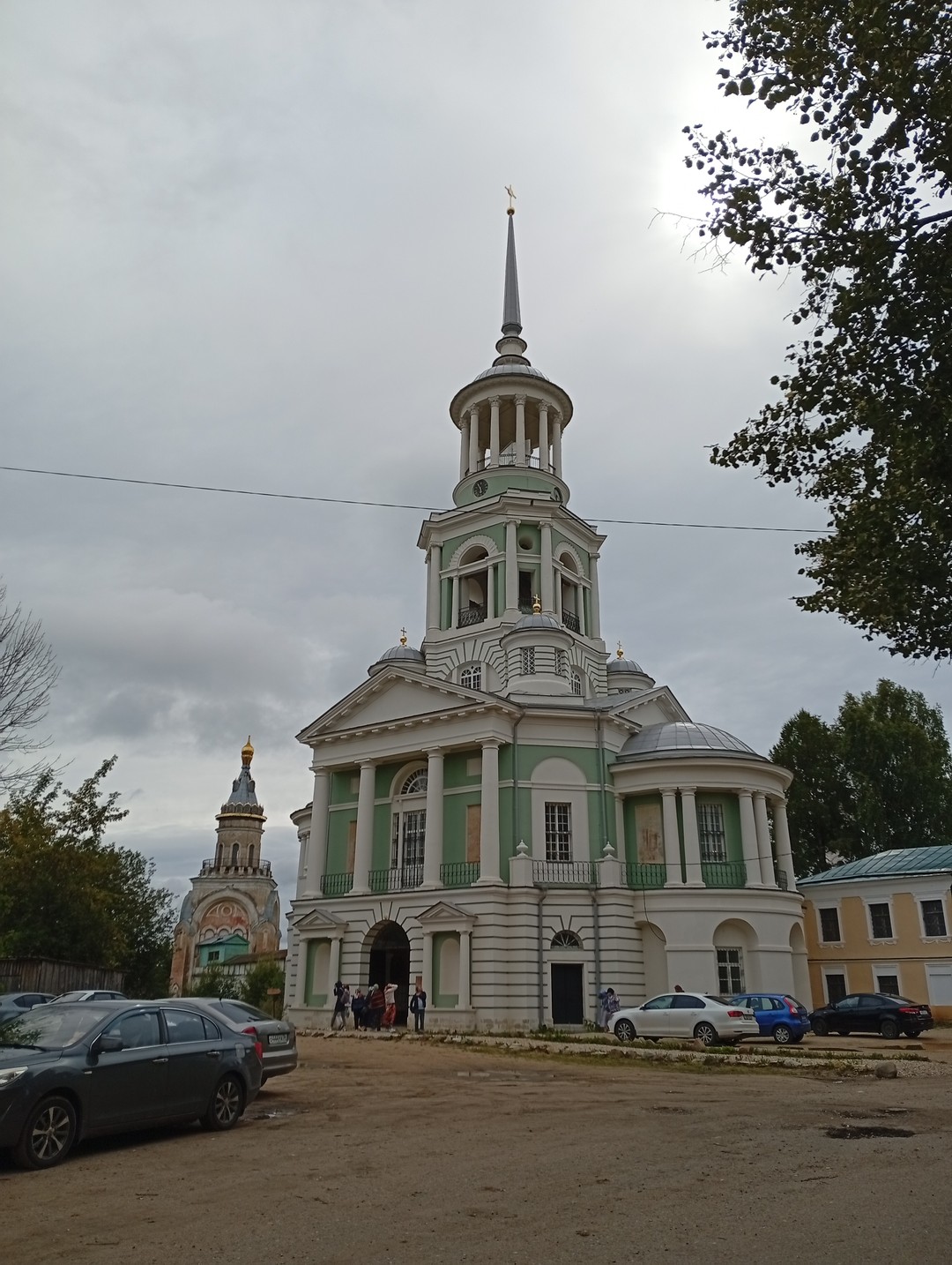 Спасибо большое Павлу за экскурсию. Мы узнали историю Торжка, много интересных фактов, легенд. Рассказ был лёгкий