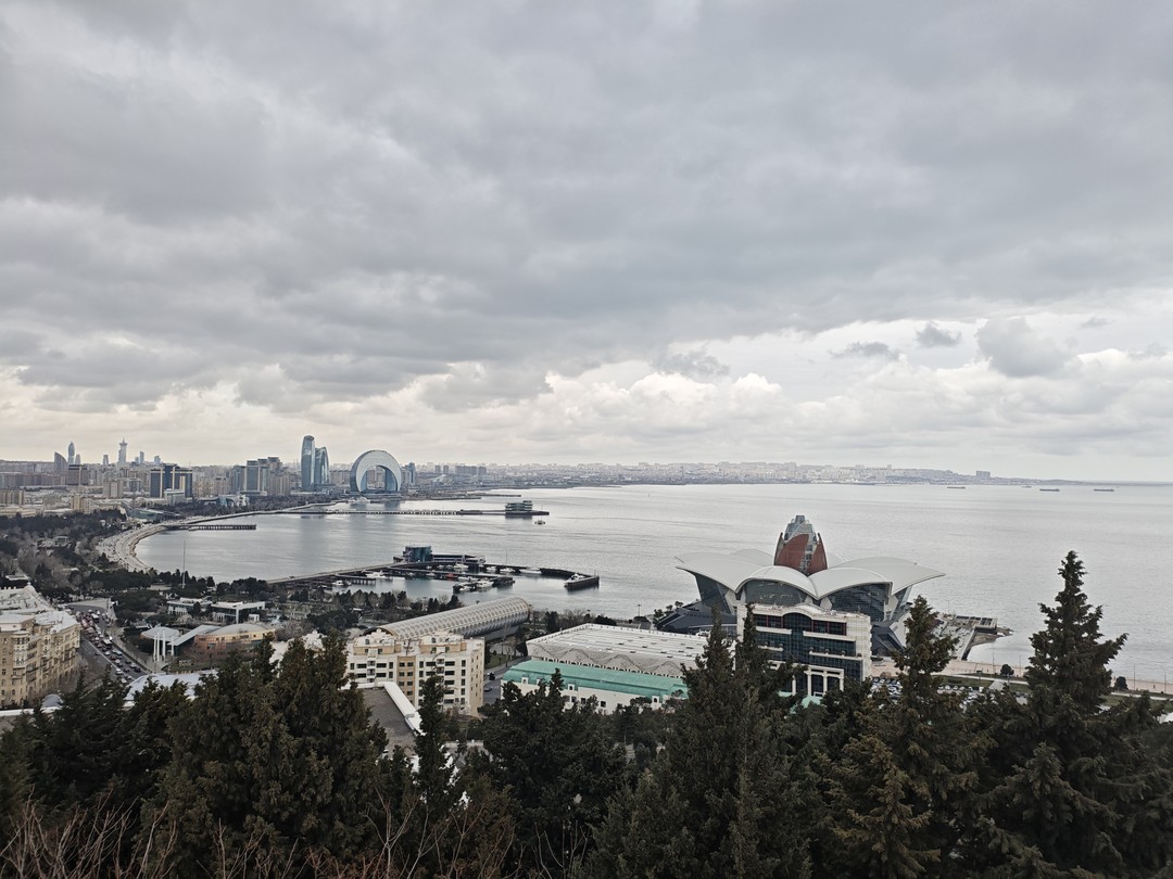 Большое спасибо Лии за экскурсию! По времени экскурсия длилась почти 6 часов, но время пролетело не