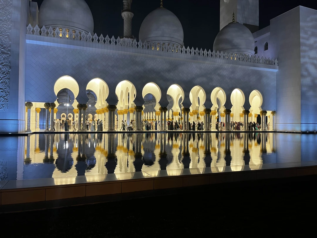 Экскурсия из Дубая в Абу-Даби в мини-группе (Мария)