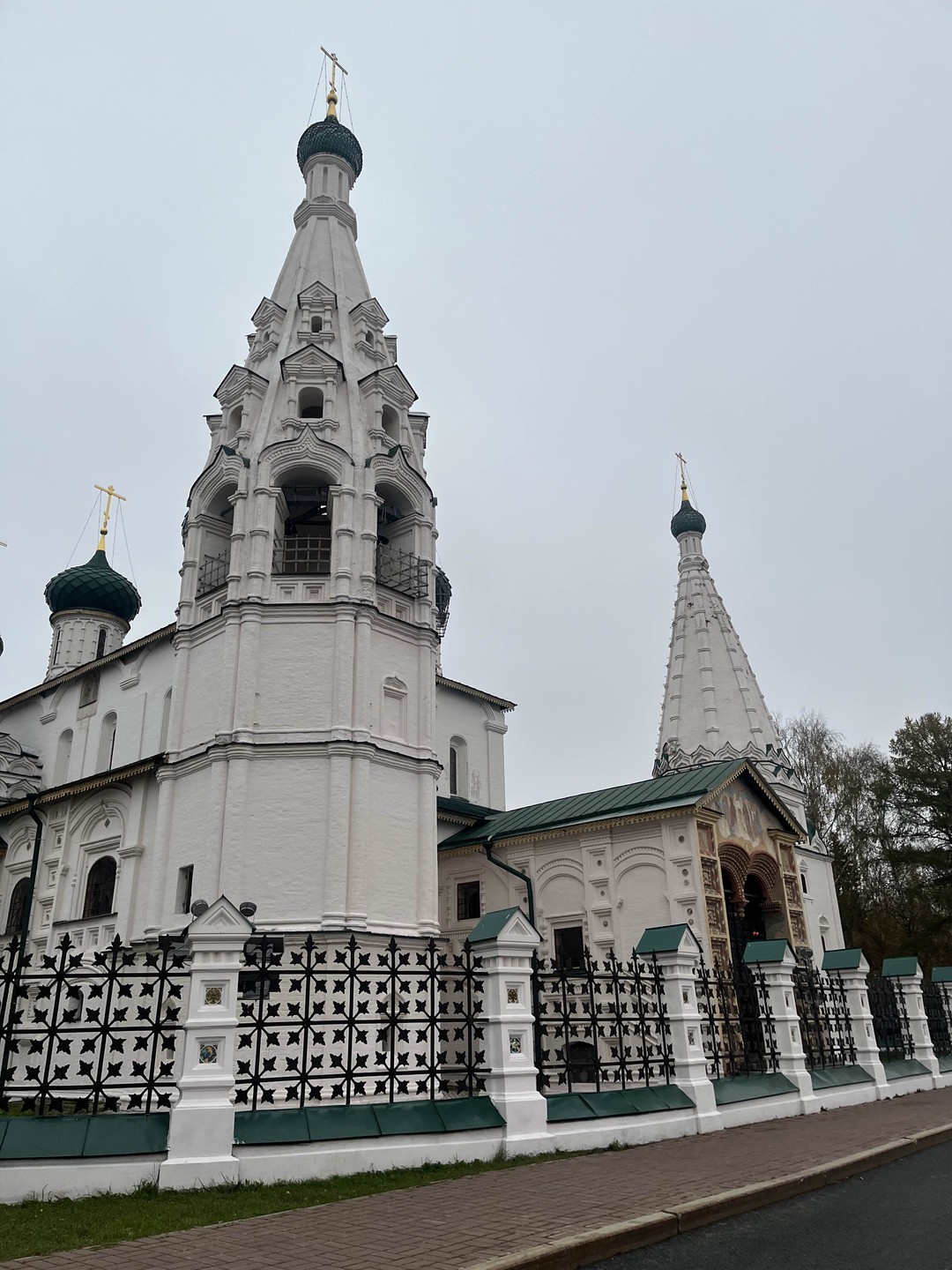 Знакомство с Ярославлем на авто-пешеходной экскурсии в группе (Людмила)