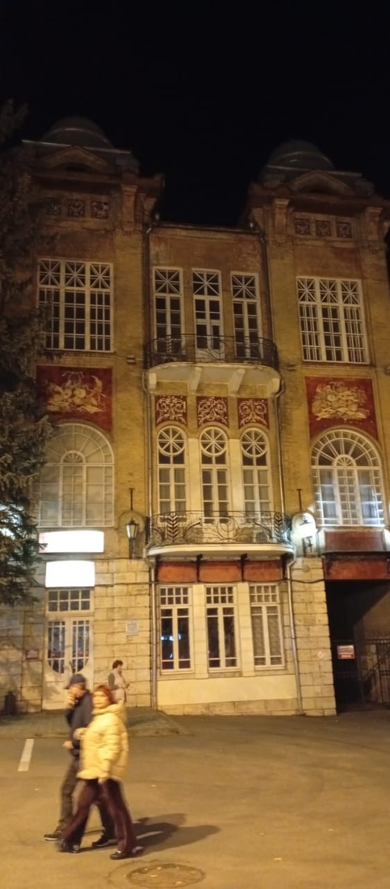 Очень понравилась экскурсия. Евгений великолепный гид. Хорошо знает город и любит его. Много новой интересной информации