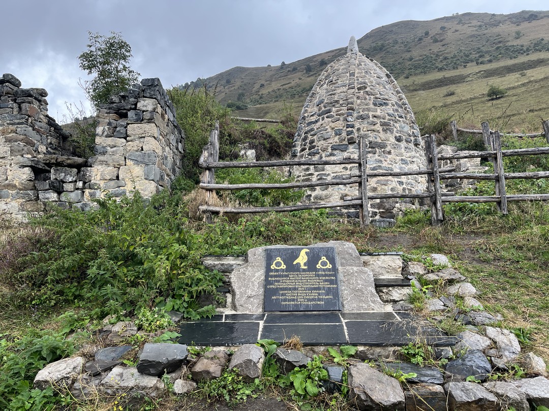 Не смотря на то, что нам не повезло с погодой (весь день было пасмурно, местами дождь)