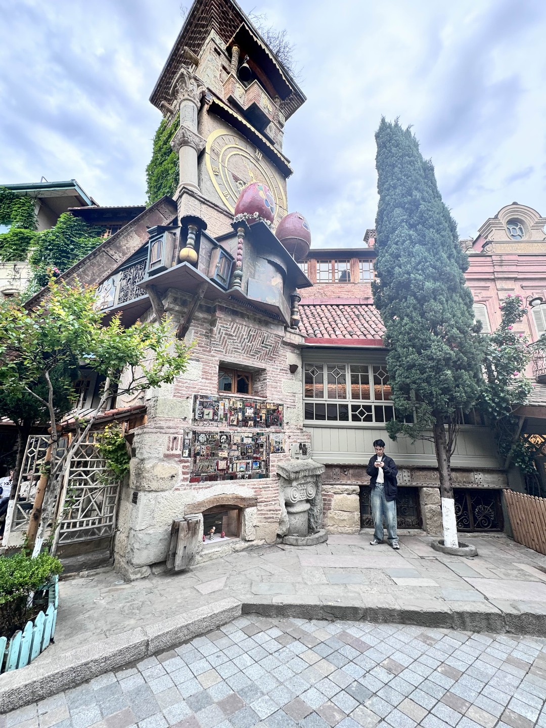 Хочу выразить огромную благодарность гиду за потрясающую экскурсию. За один день увидели очень много красивых достопримечательностей